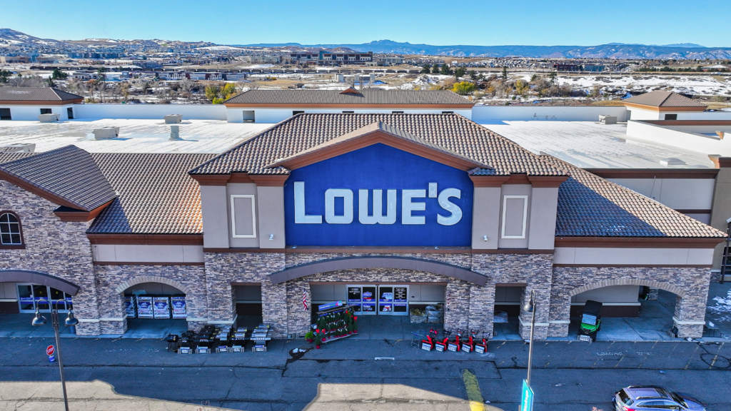Lowe’s earnings reaffirm ‘cautious’ consumer trend